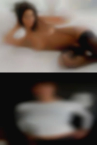 Swinging tiny nude girls tits.